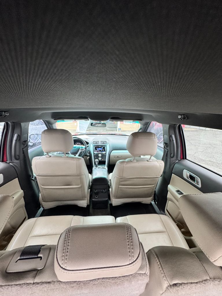 2014 Ford Explorer XLT - Photo 9