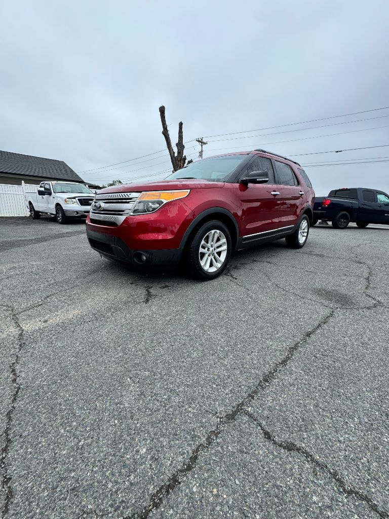 2014 Ford Explorer's photo